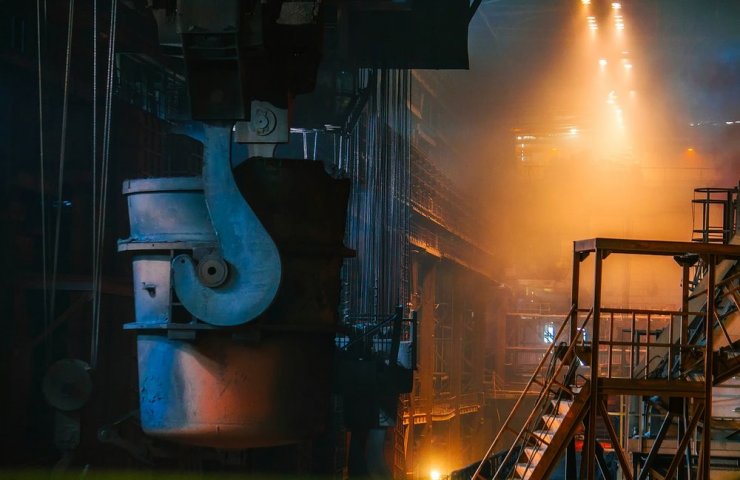 The steel industry will not be able to cut carbon emissions without dramatic changes