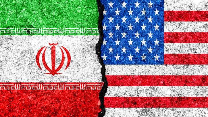Президент США ввел новые санкции против иранской металлургической промышленности