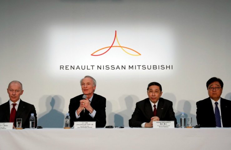 Компании Рено, Ниссан и Мицубиси могут обсудить свое слияние в будущем