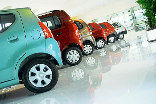 Продажи автомобилей и внедорожников в Индии падают 7-й месяц подряд