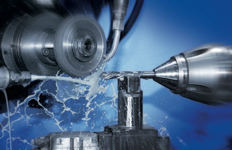 Metalworking cutting fluids