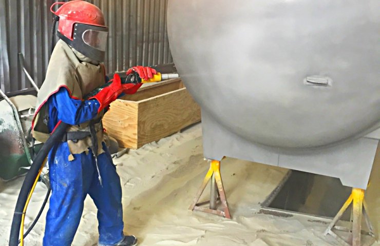 How Shot Blasting Equipment Works