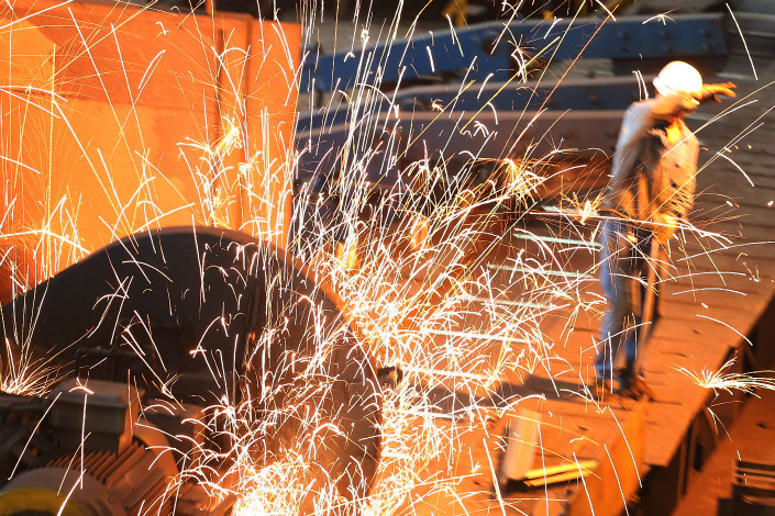 Виробництво сталі в Китаї залишається на рекордно високому рівні