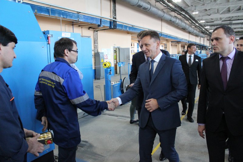 The Governor of the Vladimir Region got acquainted with the production of "Elektrokabel"