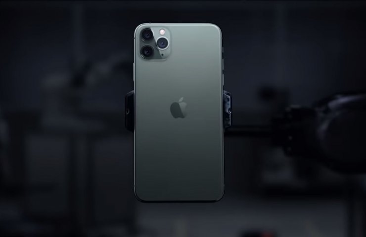 Apple представила iPhone 11 Pro из нержавеющей стали