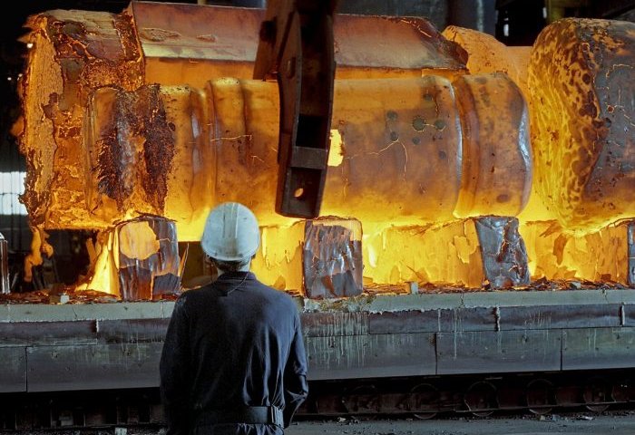 В китайском сталелитейном секторе появились признаки очередного перепроизводства