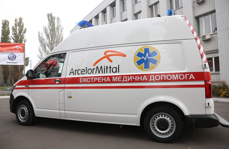 «АрселорМіттал Кривий Ріг» придбав ще одну машину екстреної медичної допомоги