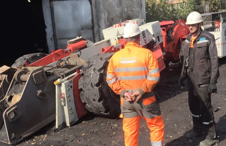 «Распадская» делает ставку на возможности погрузчика Sandvik, планируя сократить срок перемонтажа лавы