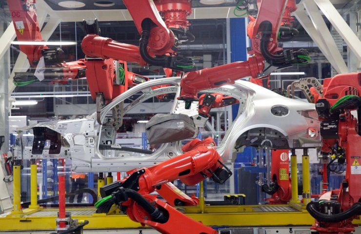 Fiat and Peugeot are preparing to create the largest automaker in the world