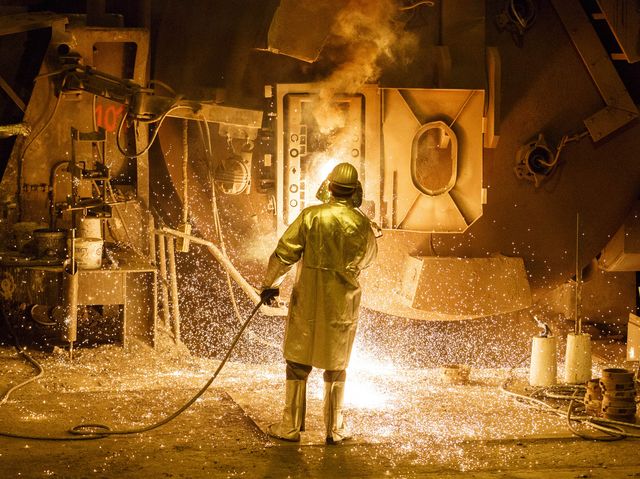 China can greatly reduce production of stainless steel, having transferred power to Indonesia
