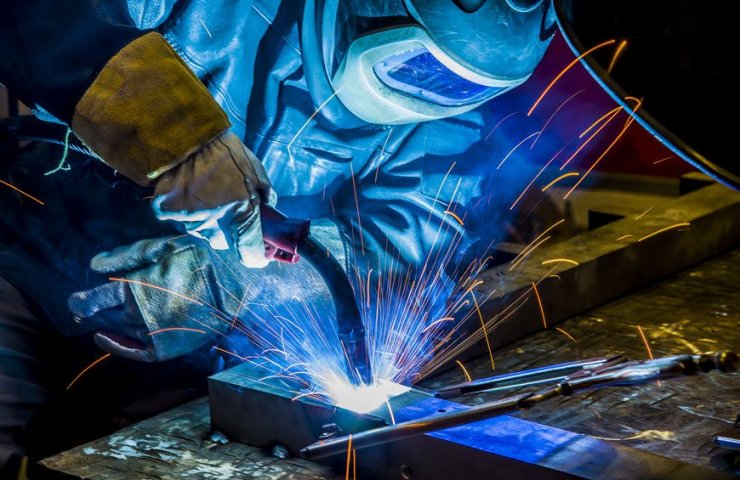 Forbes: мита на сталь в США збагатили глав меткомпаній, але не їх працівників