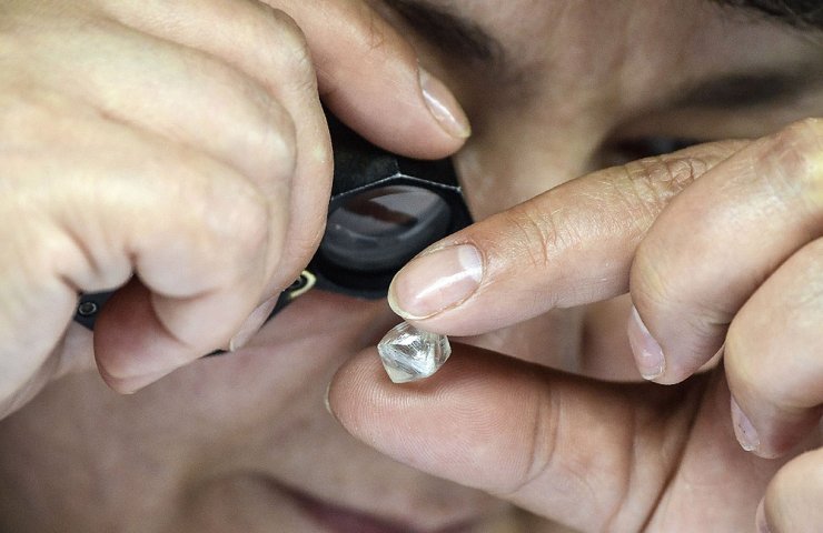 Russian diamonds was successfully sold in the USA