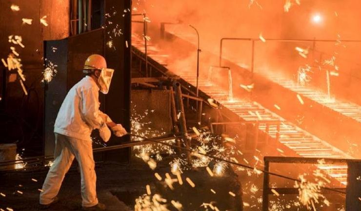 Турция обрушила производство стали