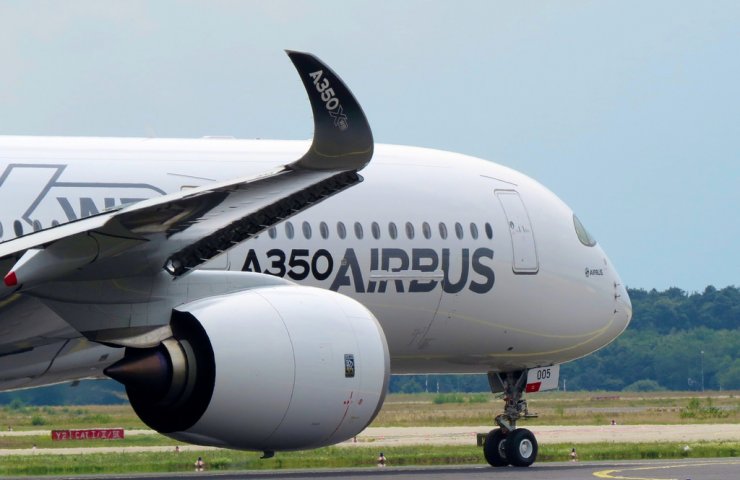 Авиакомпания Emirates покупает 50 новых самолетов Airbus A350