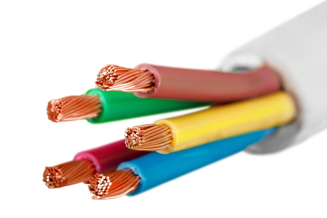 How is the selection of power cables