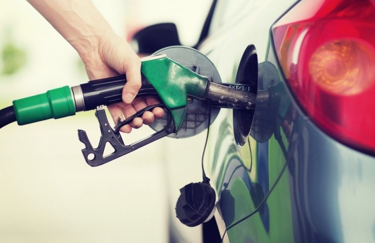 Министерство экономики Украины готовит меры против продавцов бензина, завышающих цены