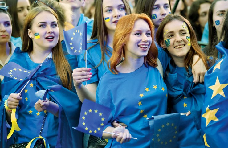 Отчет ЕС: Реализация реформ продолжает сближать ЕС и Украину