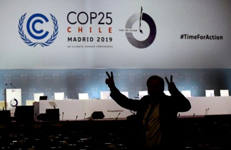 Climate talks the UN because the delegates refused to sign the agreement