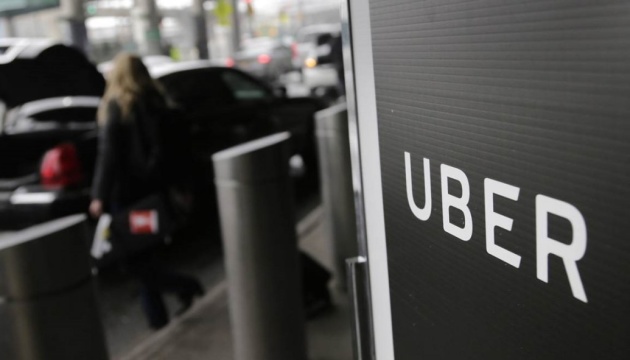 В Германии запретили такси Uber