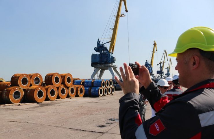 The works for 2019 shipped on the Dnieper river about one million tons of metal