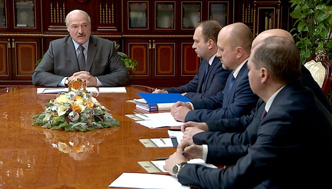Президент Білорусі доручив в найближчі дні знайти альтернативу російській нафті