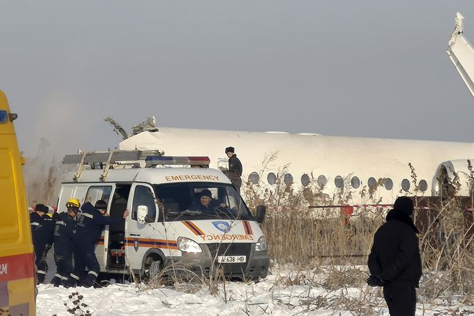 Eyewitnesses reported details of the deadly plane crash in Kazakhstan