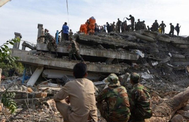 36 людей загинули на будівництві в Камбоджі після того, як підрядник заощадив на арматурі