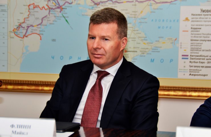 Главный финансист Делойт познакомился с министром инфраструктуры Украины