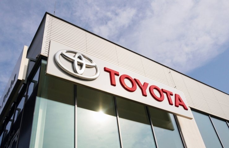 Toyota збільшила річний прогноз прибутку, не беручи до уваги вплив коронавіруса
