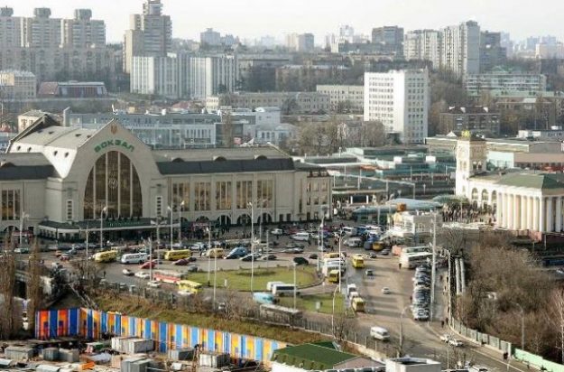 At the Central railway station of Kiev have set up charging stations for electric vehicles