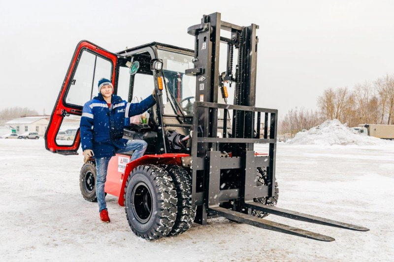 The Production of polymetals entered service new forklift