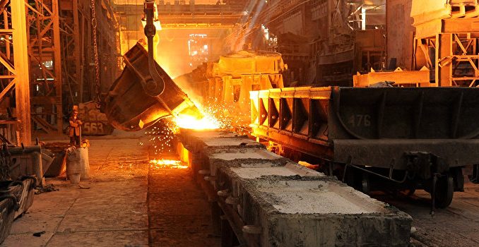 In January wages in the Ukrainian MMC fell by 8-16%, except for ferrous metallurgy and production of metals