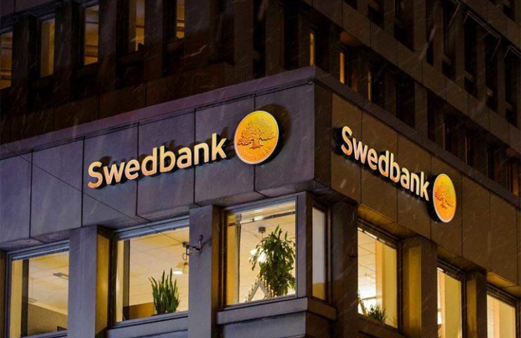 One of the largest banks in Sweden to be fined for payments to the Crimea