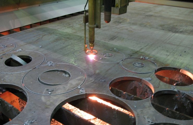 The technology and features of plasma cutting. Services plasma cutting to order "Stal'profil'grupp".
