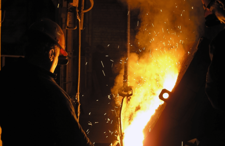 Виробництво сталі в Україні в першому кварталі скоротилася на 3,4%