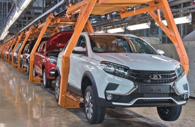 Група «АвтоВАЗ» скоротила продажі автомобілів в три рази порівняно з минулим роком