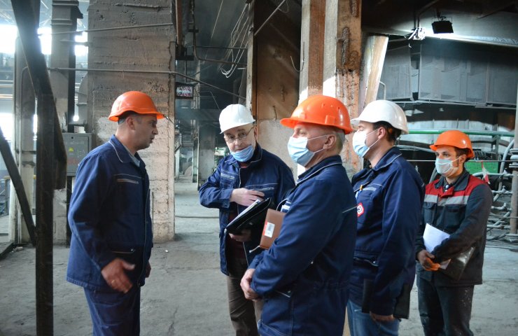 Запорожский завод ферросплавов успешно прошел ресертификационный аудит системы качества