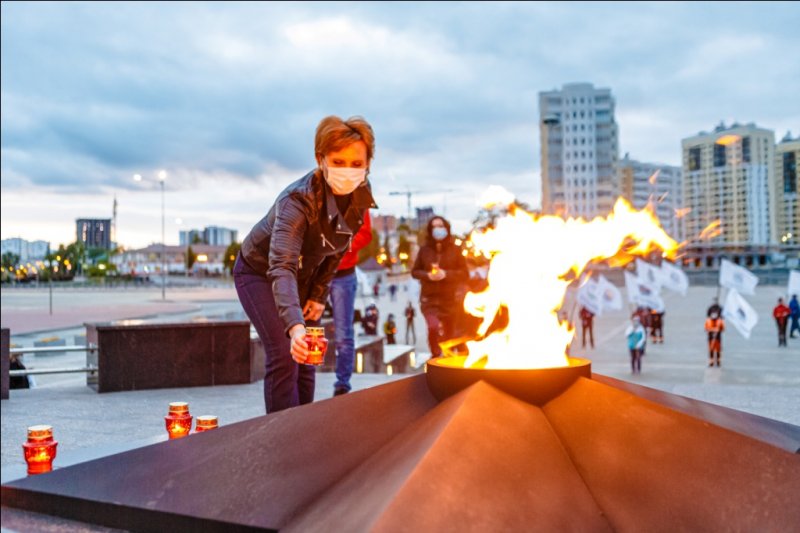 The candle of memory. The employees of JSC "Uralelektromed" has honored the memory of factory workers-soldiers with a Minute of silence