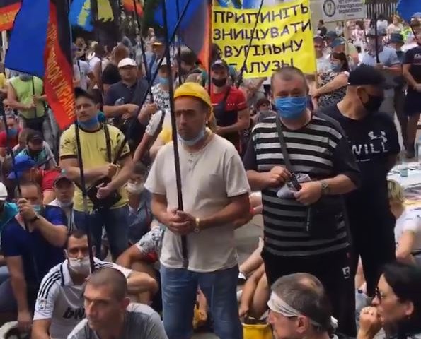Министерство энергетики Украины сообщило о погашении долгов по зарплате шахтерам