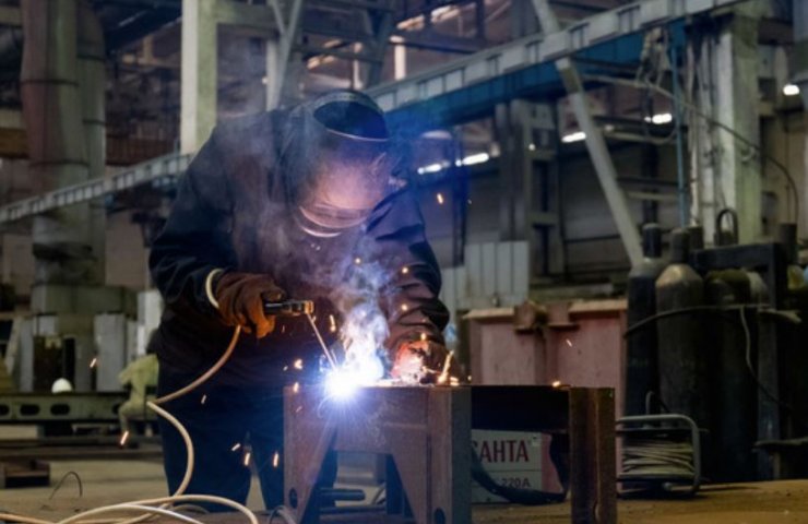 Волгоградский завод изготовит металлоконструкции для 50 вышек мобильной связи