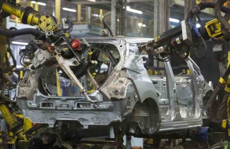 Steel begins to lose the battle with the aluminium due to the growing popularity of electric cars