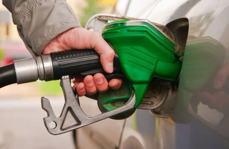Prices for gasoline and diesel fuel in Ukraine will grow by another 30 kopecks - Derzhzovnishinform