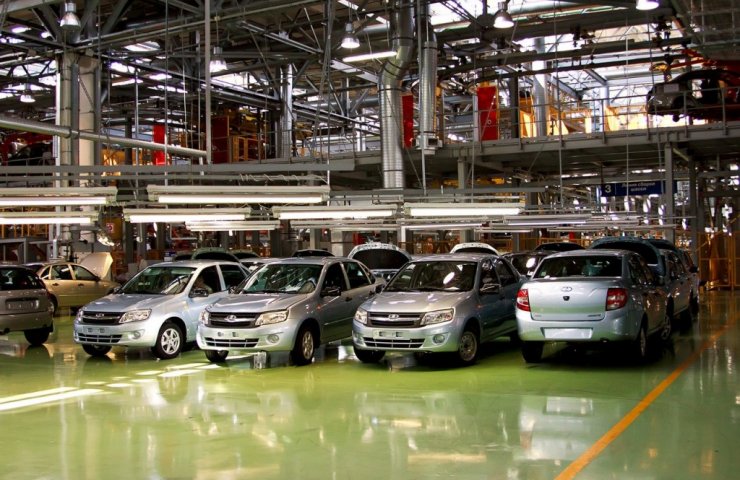LADA увеличила продажи автомобилей в ноябре 2020 года