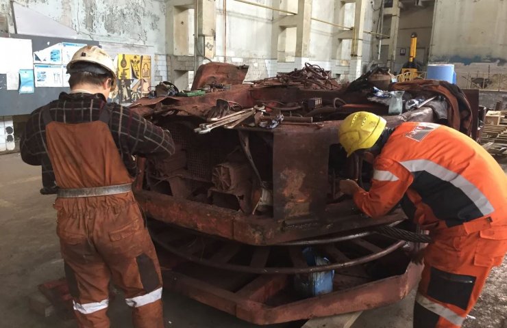 Шведська компанія відремонтувала шахтний навантажувач Запорізького залізорудного комбінату