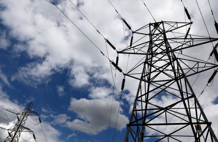 Тарифы на передачу электроэнергии с 1 января 2021 года снижены на 6%