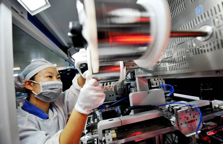 China's industrial production rose 7% in November