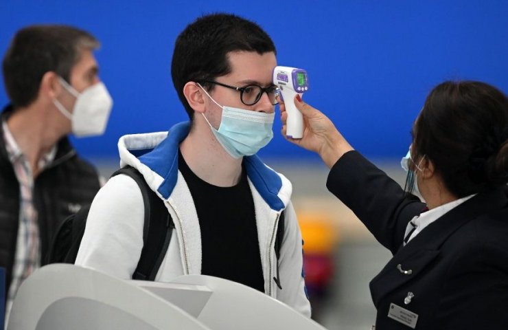 Паніка через нового штаму коронавируса може остаточно занапастити європейський авіапром