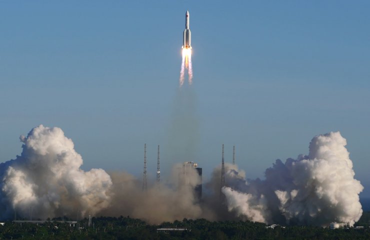 Китай успішно запустив прототип багаторазової космічної ракети-носія