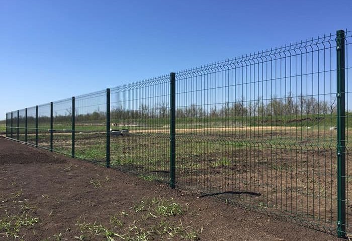 секції парканів