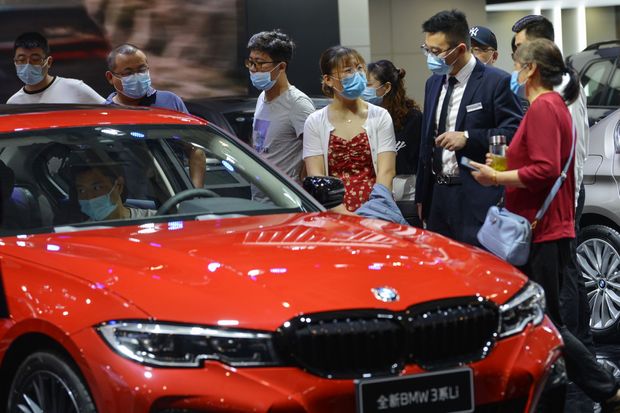 Отраслевая ассоциация прогнозирует рост продаж пассажирских авто в Китае в 2021 году на 8%
